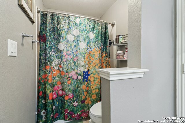 Image 38 of 79 For 407 Mesa Cyn