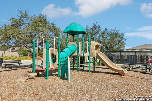 Image 70 of 79 For 407 Mesa Cyn