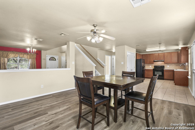 Image 7 of 22 For 4919 Sunset Bluff