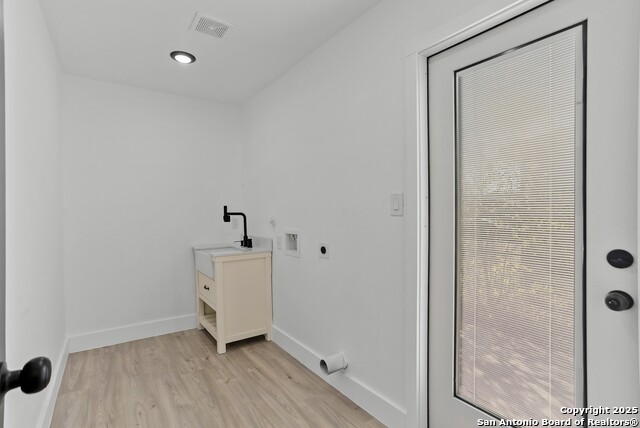 Image 21 of 23 For 134 Elmo  