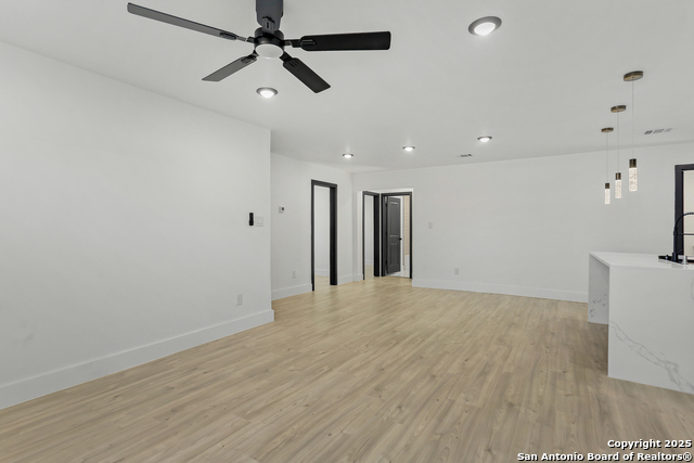 Image 6 of 23 For 134 Elmo  