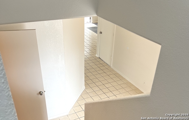 Image 11 of 21 For 8006 Avellano