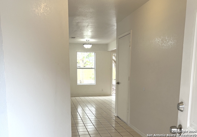 Image 13 of 21 For 8006 Avellano