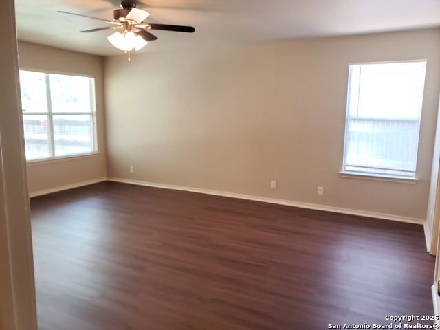 Listing photo id 7 for 3659 Prairie Lane