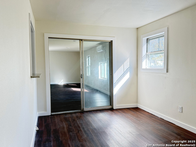 Image 10 of 15 For 426 Edna  