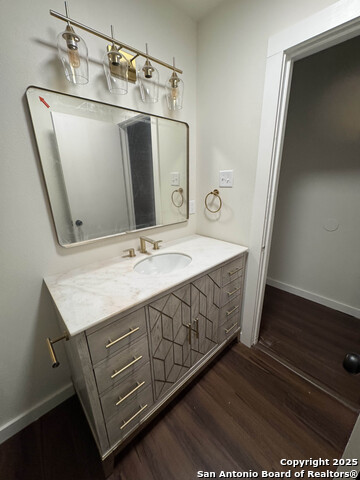 Image 6 of 15 For 426 Edna  