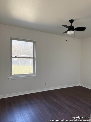 Image 8 of 15 For 426 Edna  