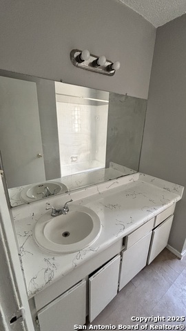 Image 17 of 38 For 5602 Bienville  C-2