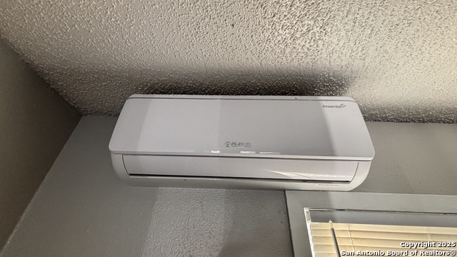 Image 21 of 35 For 5602 Bienville  D-2