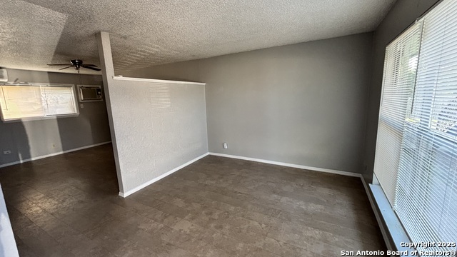 Image 3 of 35 For 5602 Bienville  D-2