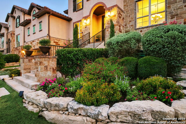 Image 5 of 50 For 7027 Bella  