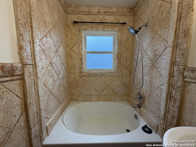 Image 13 of 17 For 177 Grapeland