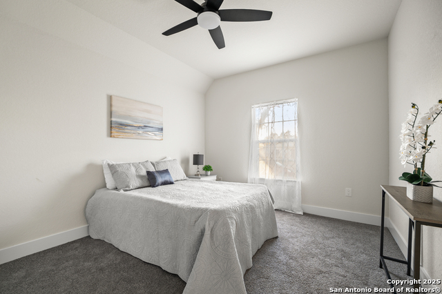 Image 14 of 24 For 406 Weinberg Ave