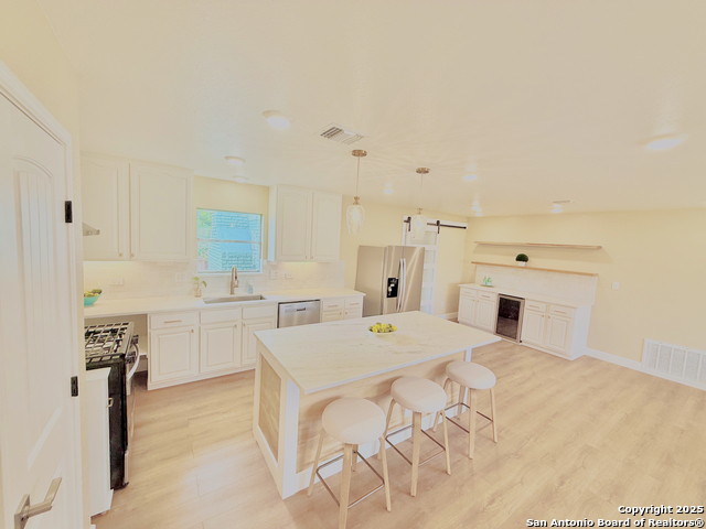 Image 11 of 40 For 4010 Loop 410