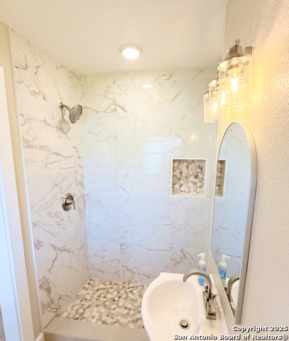 Image 21 of 40 For 4010 Loop 410