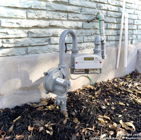 Image 32 of 40 For 4010 Loop 410