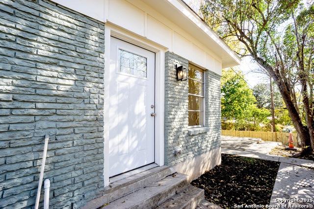 Image 38 of 40 For 4010 Loop 410