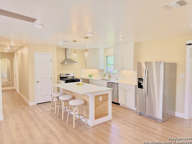 Image 8 of 40 For 4010 Loop 410