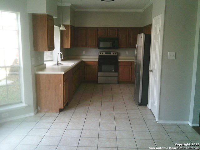 Image 5 of 7 For 10831 Laurel Creek