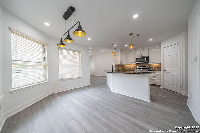 Image 4 of 12 For 2309 North Ranch Estates