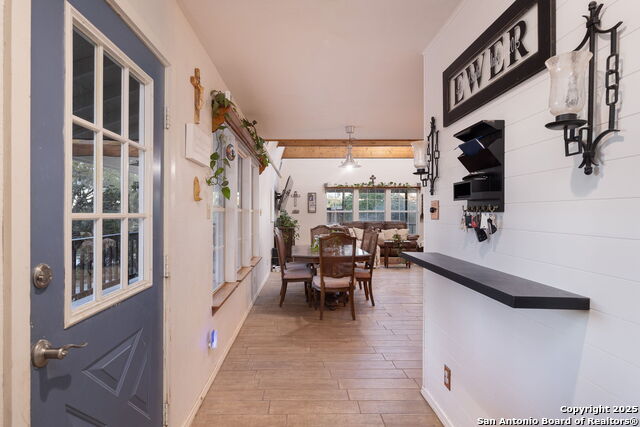 Image 11 of 43 For 411 Lake Park