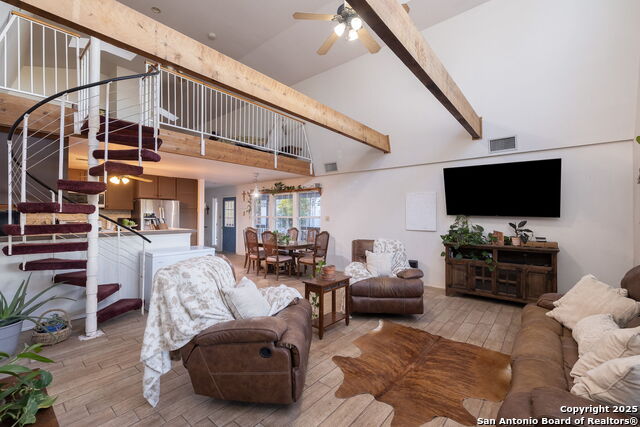 Image 18 of 43 For 411 Lake Park