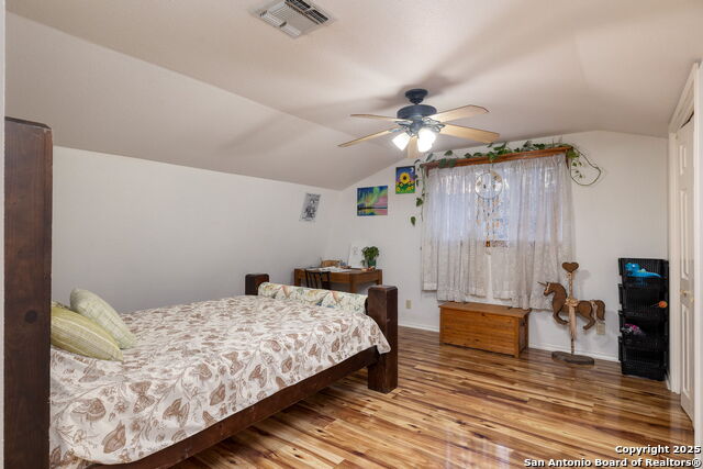 Image 27 of 43 For 411 Lake Park