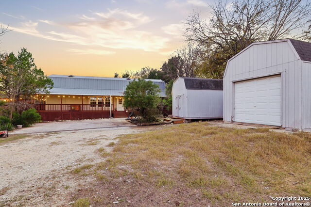 Image 9 of 43 For 411 Lake Park