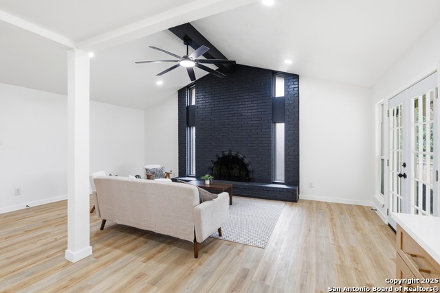 Image 13 of 36 For 6431 Red Jacket