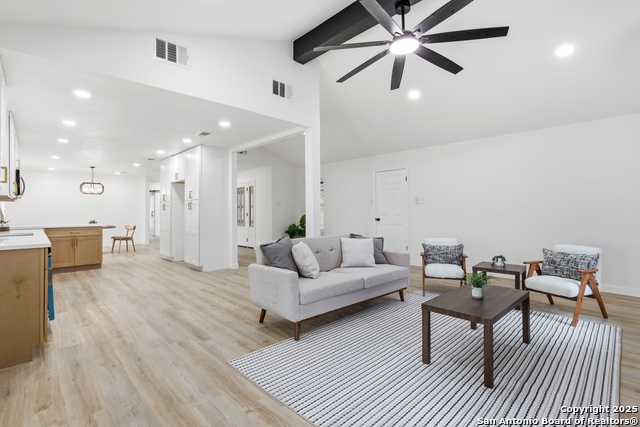 Image 16 of 36 For 6431 Red Jacket