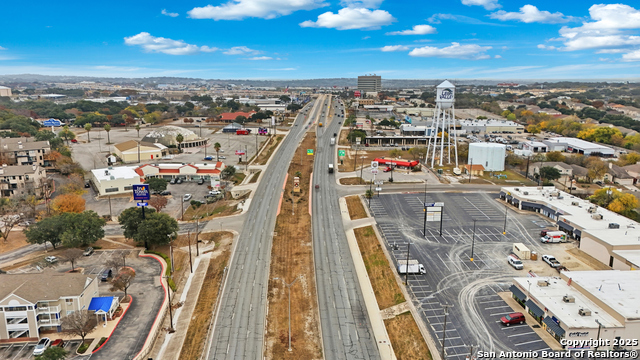 Image 35 of 36 For 6431 Red Jacket