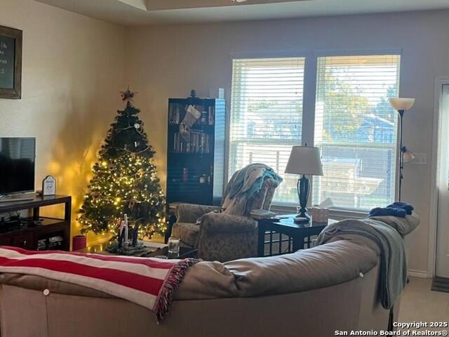 Image 2 of 37 For 154 Hidden Knoll