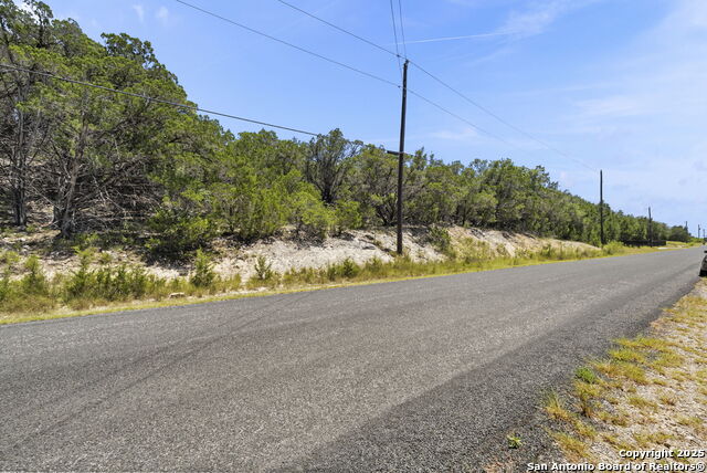 Image 10 of 11 For 320 Mustang Lane