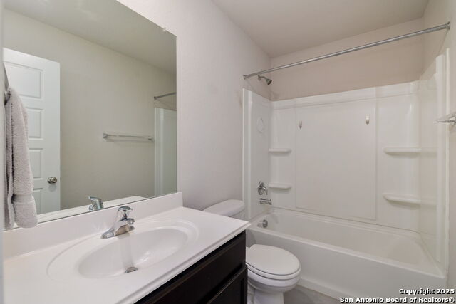 Image 26 of 27 For 7043 Diamond