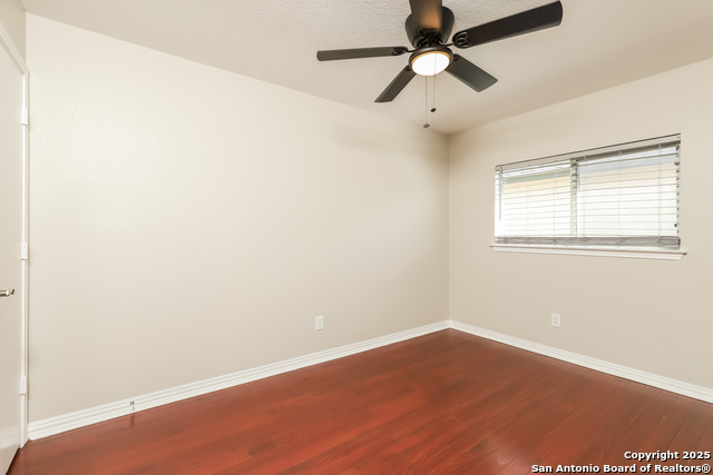 Image 5 of 15 For 11042 Stagwood Pass