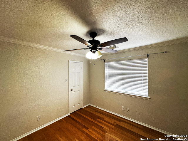 Image 24 of 50 For 21427 Bubbling