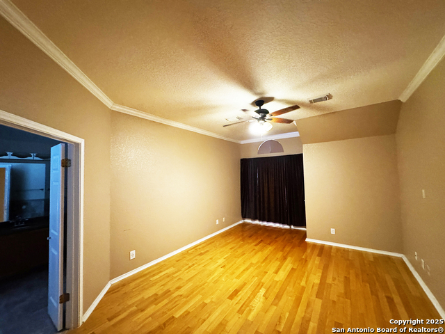 Image 32 of 50 For 21427 Bubbling