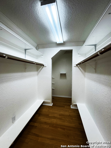 Image 41 of 50 For 21427 Bubbling