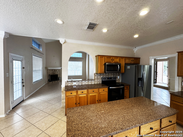 Image 9 of 50 For 21427 Bubbling