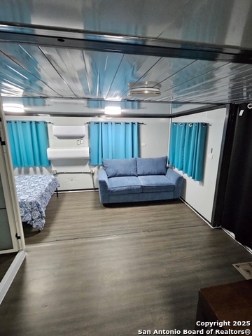 Listing photo id 24 for 9084 Fm 1283