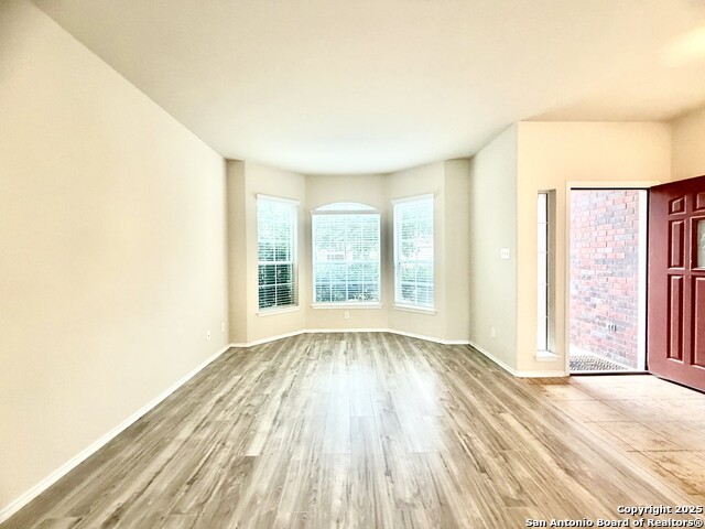 Image 10 of 50 For 25223 Hideout Falls