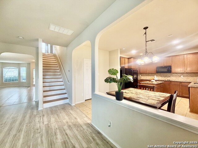 Image 19 of 50 For 25223 Hideout Falls