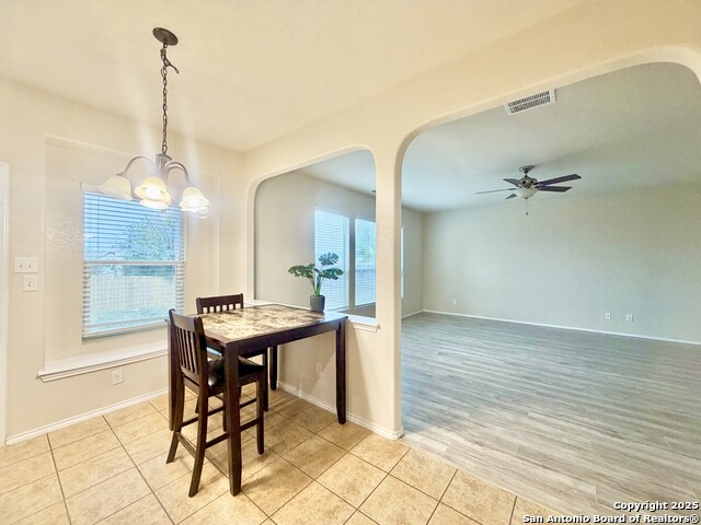 Image 22 of 50 For 25223 Hideout Falls