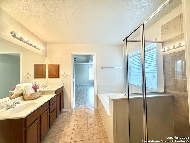 Image 37 of 50 For 25223 Hideout Falls