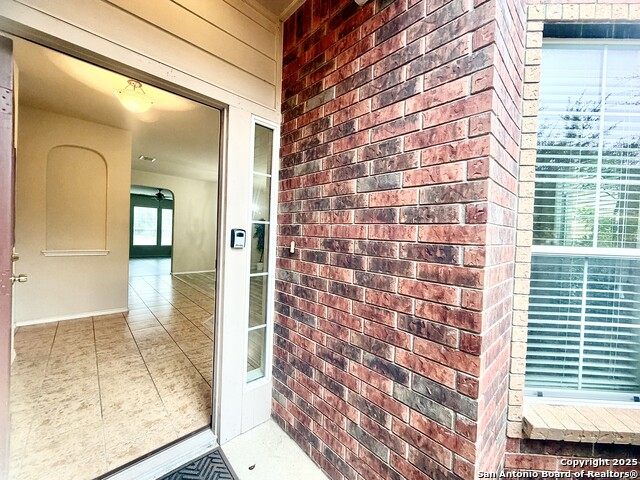 Image 4 of 50 For 25223 Hideout Falls