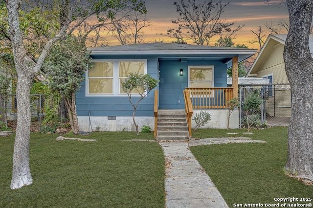 Image 3 of 28 For 215 Cunningham Ave.