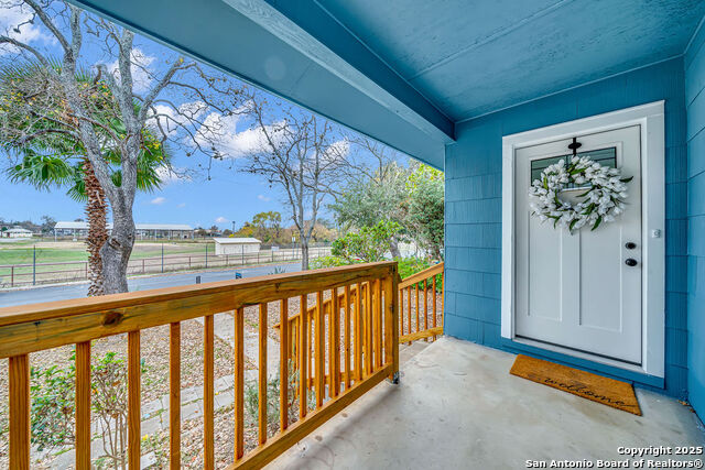 Image 6 of 28 For 215 Cunningham Ave.