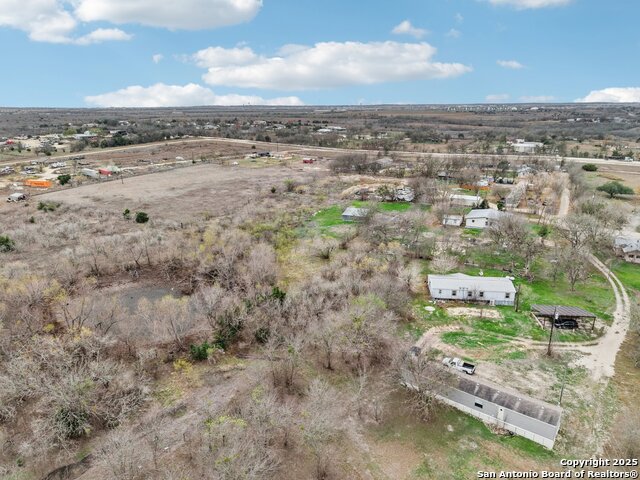 Listing photo id 24 for 10701 Fm 1625