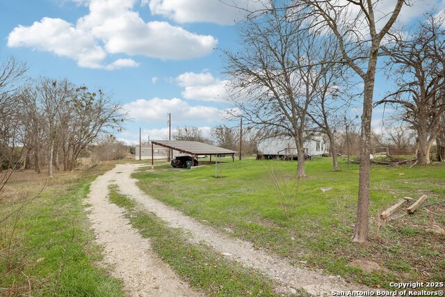 Listing photo id 1 for 10701 Fm 1625