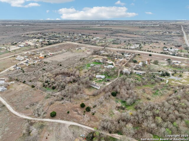 Listing photo id 30 for 10701 Fm 1625